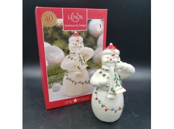 NEW IN BOX  Lenox 7' Porcelain Snowman Figurine 'Tangled Up Holiday '