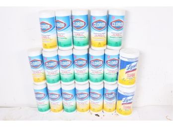 18 Cans Of Clorox & Lysol Disinfecting Wipes
