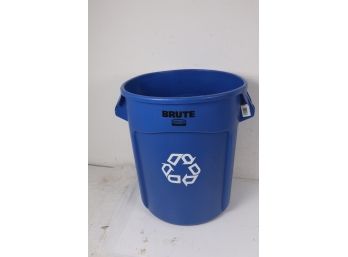 Rubbermaid Brute 20 Gallon Recycling Container, Blue