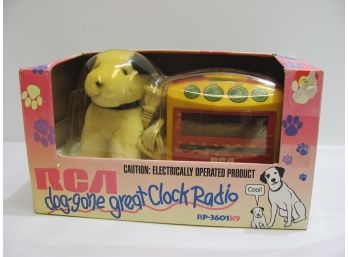 Vintage RCA Dog Radio