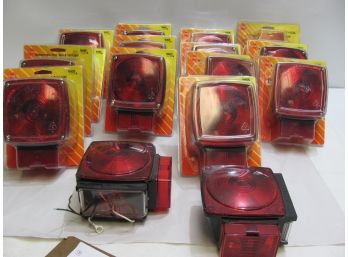 Lot Stop Turn Tail Combo & Submersible Quantity 16