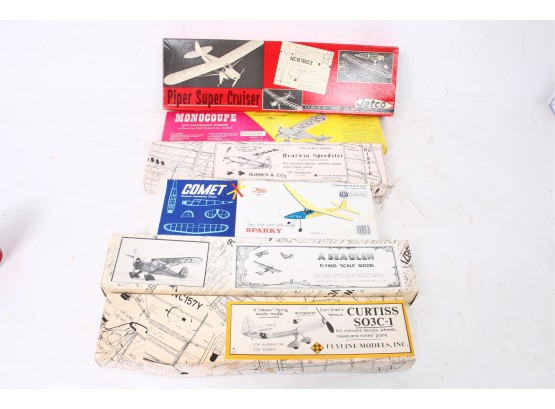 Group Of 6 Wooden Airplane Flying Model Kits To Be Build From Jetco, Comet, Flyline