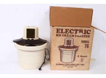 Vintage RCW Mini Yum Yum Ice Cream Machine - Appears Never Used