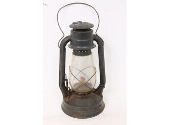Vintage DIETZ #2 Blizzard Kerosene Lamp