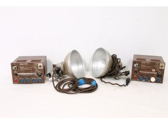 Group Of SPEEDOTRON D4000 Flash Power Supply With M-90 Flash Heads