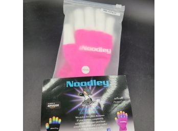 New In Pkg Noodley Funky Flashing  LED Light Gloves - 6 Modes