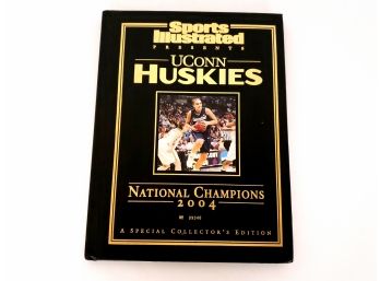 Sports Illustrated UCONN Huskies National Champions 2004 Special Collectors Edition Book No.09340