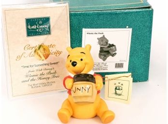 1996  Disney Collectors Society Member Sculpture Winnie The Pooh, Time For Something Sweet