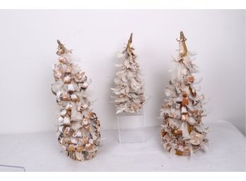 3 Christmas Trees Made From Real Bark Tree And Bird Feathers