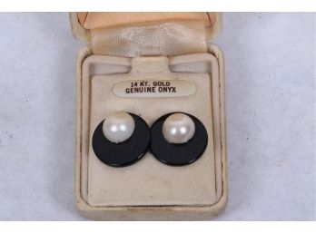 14k Gold Onyx And Pearl Vintage Ladies Earrings In Original Box