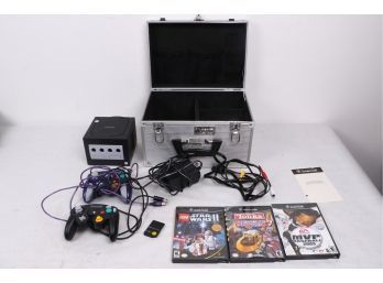 Nintendo Cube System With Games And Original Case