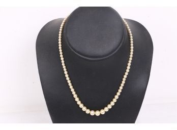15.5' Vintage/antique Pearl Ladies Necklace With 10 K Solid Gold  Clasp