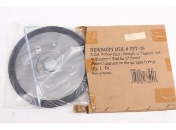 Newborn Follow Plate 5GL FPT-05 - New