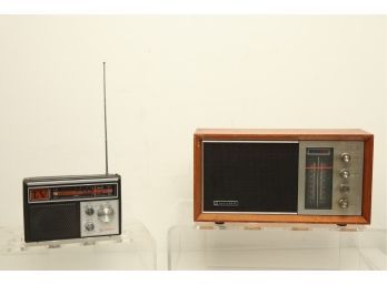 2 Vintage Radios ~ TV Sound & Panasonic