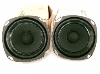 4 1/2 SR 10-B Vintage Bose 901 Speakers
