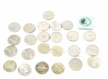 Collection Of 25 $1 Tokens, Chamber Of Commerce,  Macpuffin, And More