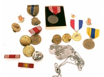 Mixed Military Pin Medal Lot