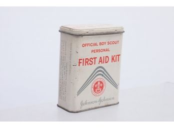 Johnson & Johnson Official Boy Scout Personal First Aid Kit With Contents