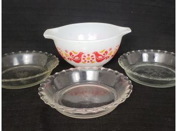 Pyrex Lot With Friendship Bowl