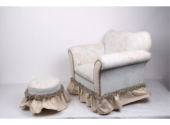 Central Park Chair & Tuffet By Glenna Jean Part Of A Nursery Set Retails $ 385.00