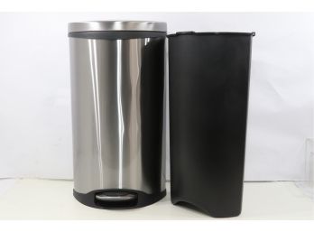 Safco Ellipse Step-On Trash Can 7 1/2-Gallon Stainless Steel