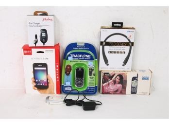 Group Of Older Cell Phones & Accessories