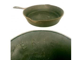 Erie Griswold 8 Cast Iron Pan With Heat Ring