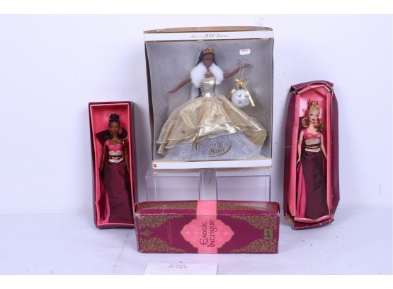 Group Of 3 Barbies With Boxes