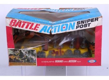 Rare Vintage 1960's Battle Action Sniper Post Toy In Box