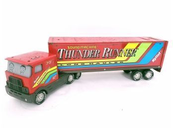 Nylint Thunder Runner Semi Truck