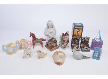 Assorted Ceramic Figurines Lot