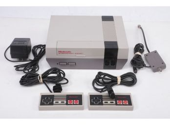 Nintendo Console W/Controller