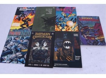 Lot Of 7 Vintage Batman Books And Comics