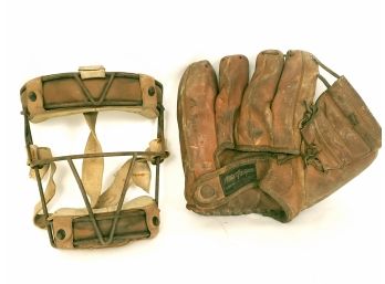 MacGregor Vintage Baseball Glove And Face Mask