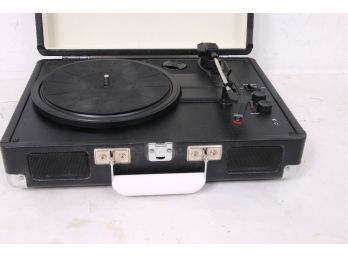Crosley Suitcase Bluetooth Turntable Model CR8005D-BC