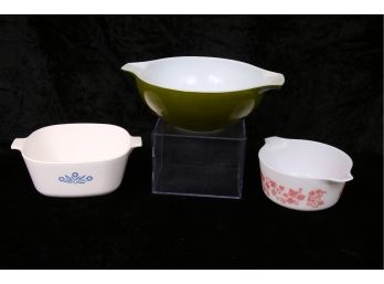 Group Of Pyrex And Corning Ware Bowls