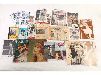 Assorted New York Yankees Magazine Clippings And Photo Lot - Mickey Mantle