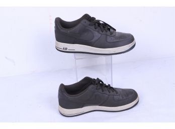 2011 Men's Air Nike Sneakers Size 10