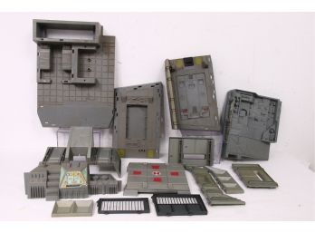 Group Of G.I JOE Pieces Of Playset Command Station, Battle Platform