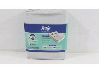 Sealy  Clean Comfort Superior Sheet Set 300 Thread Count Queen Size/ Fits 18' Mattress