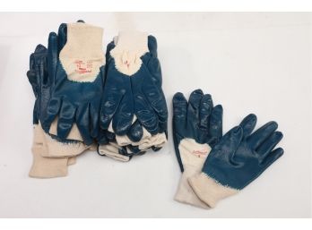 15 Pairs Of Arctic Protective Gloves