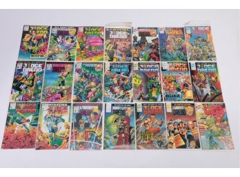 Comic Book Lot Of 21 Judge Dredd Comics
