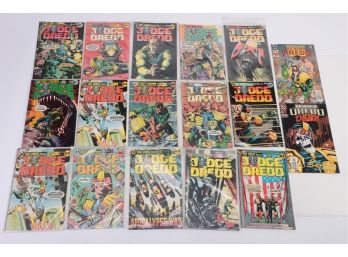 Comic Book Lot Of 17 Judge Dredd Comics