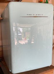 Winia The Classic Mini Fridge