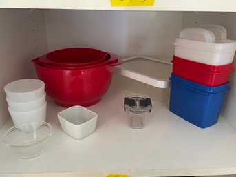 Tupperware And Microwave Safe Bowls