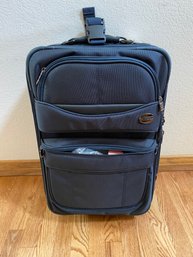 American Tourist Travel Bag