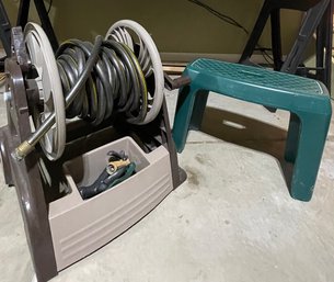 Heavy Duty Plastic Hose Reel And Gardening Bench