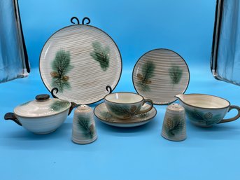 Fancrest-Wares Pine Dinnerware