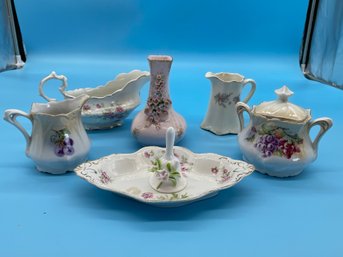 Floral Porcelain & Bone China Pieces