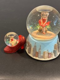 Betty Boop Globes